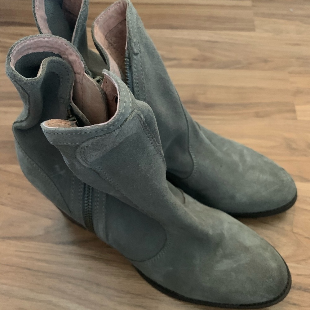 Booties - Picture 3 of 3